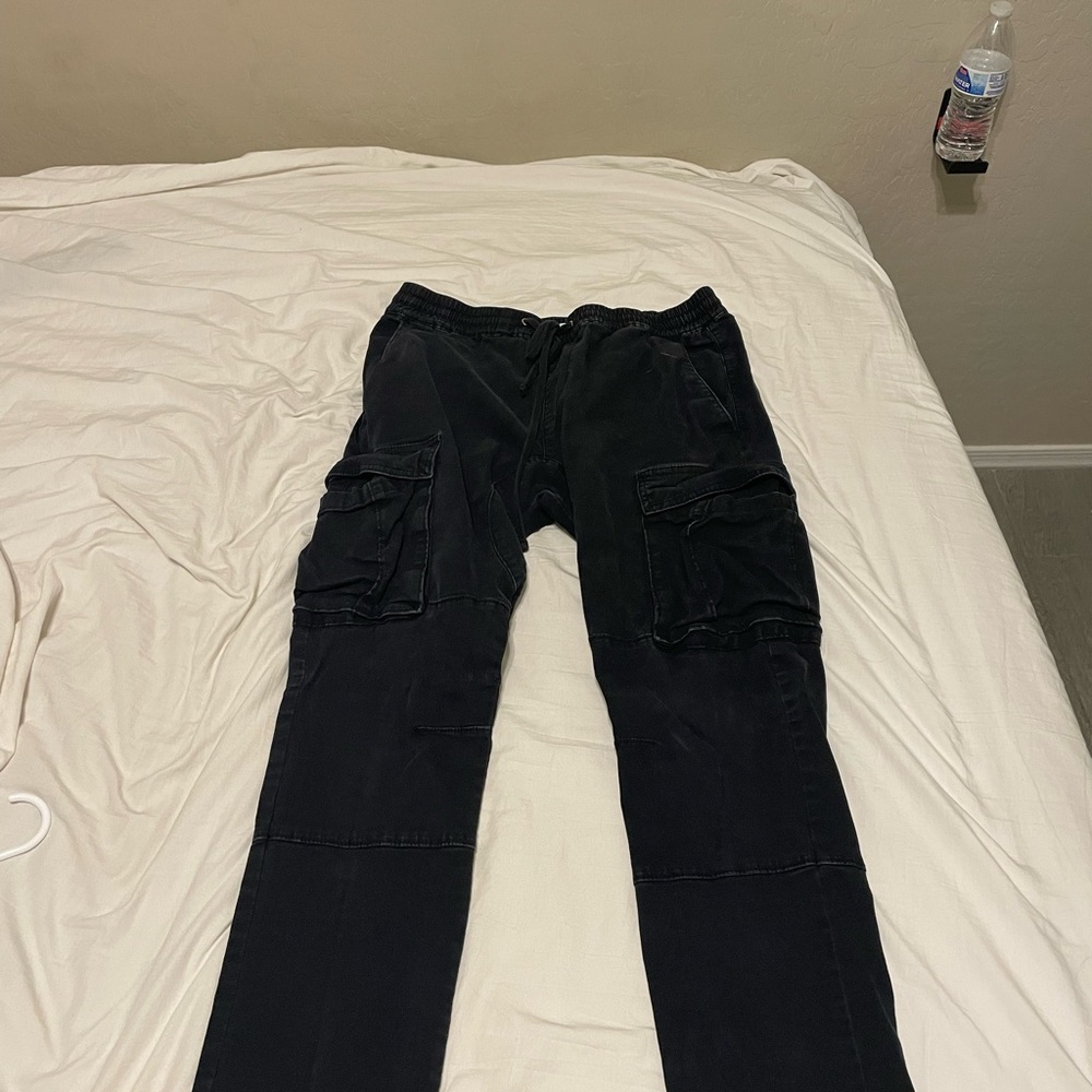 Medium PacSun Cargo pants black